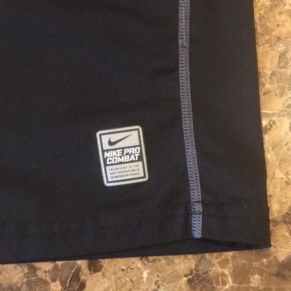 Nike Pro Combat Dri-Fit Black Short Sleeve Compression Shirt Baselayer size L - Picture 6 of 10